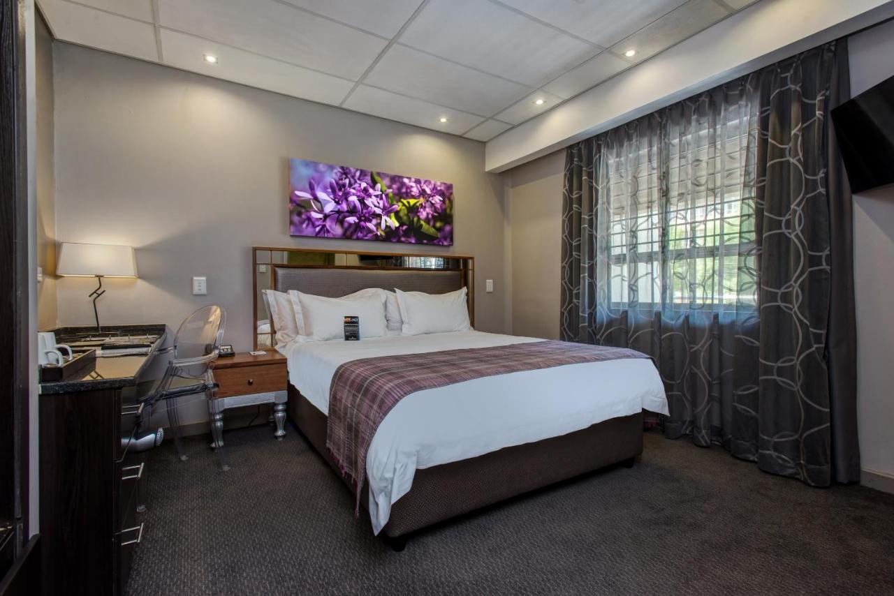 Anew Hotel Hatfield Pretoria-Noord Exteriör bild
